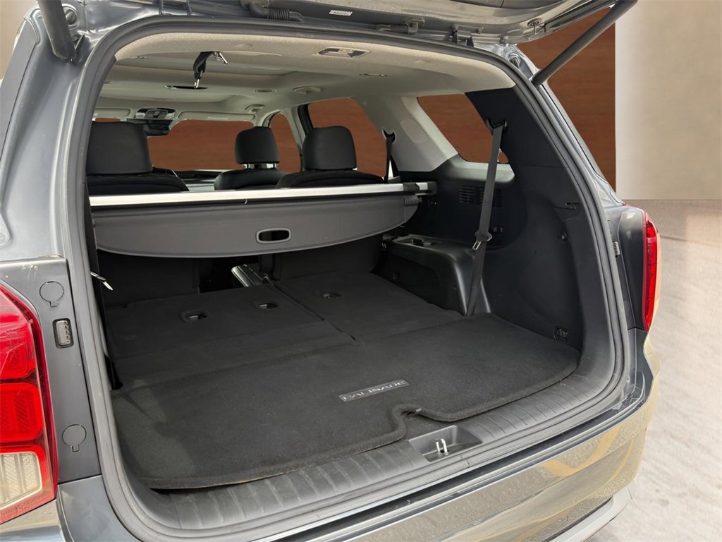 Used 2022 Hyundai Palisade Limited image 21