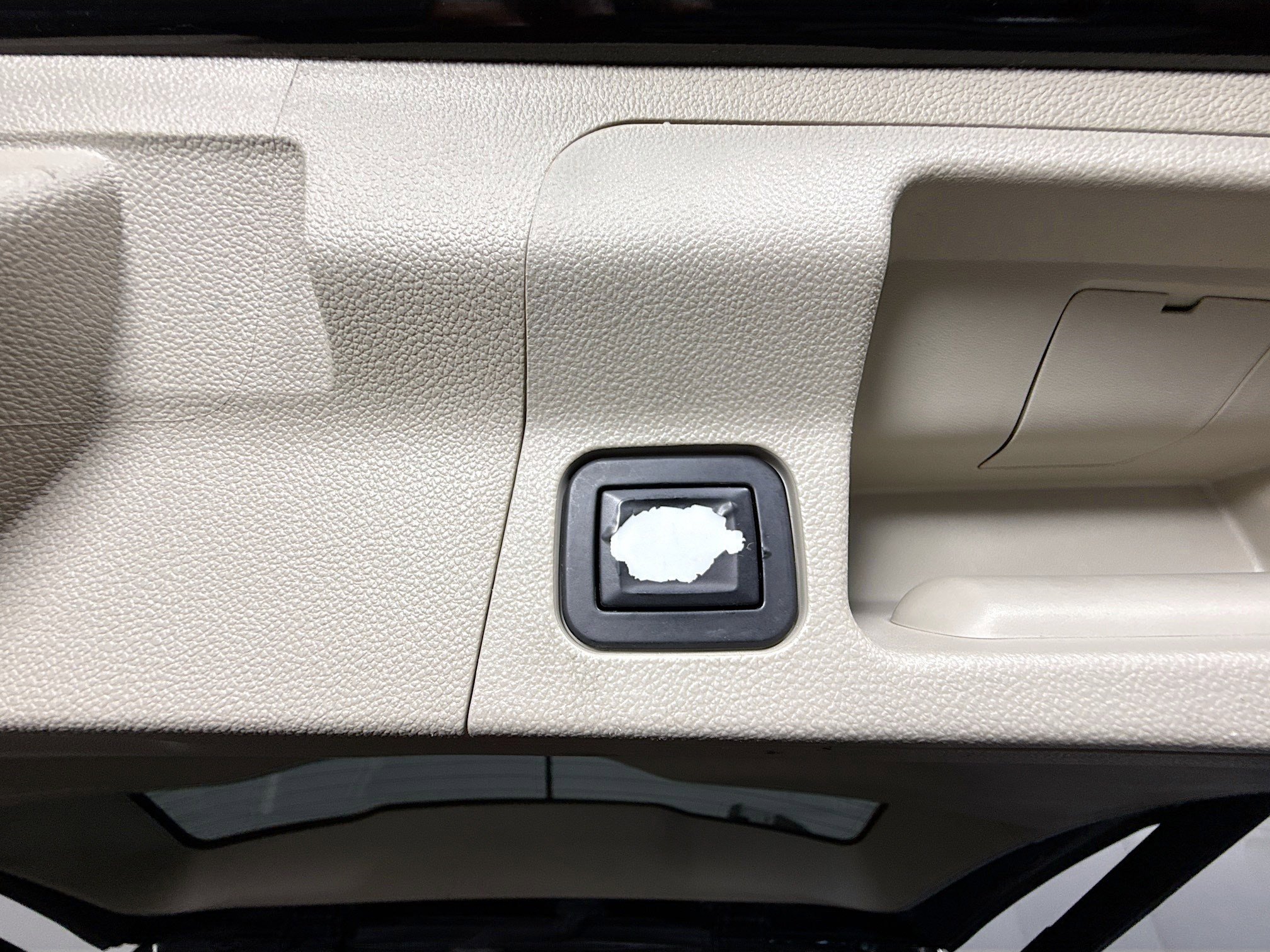 Used 2017 GMC Acadia Denali w/ Technology Package image 41