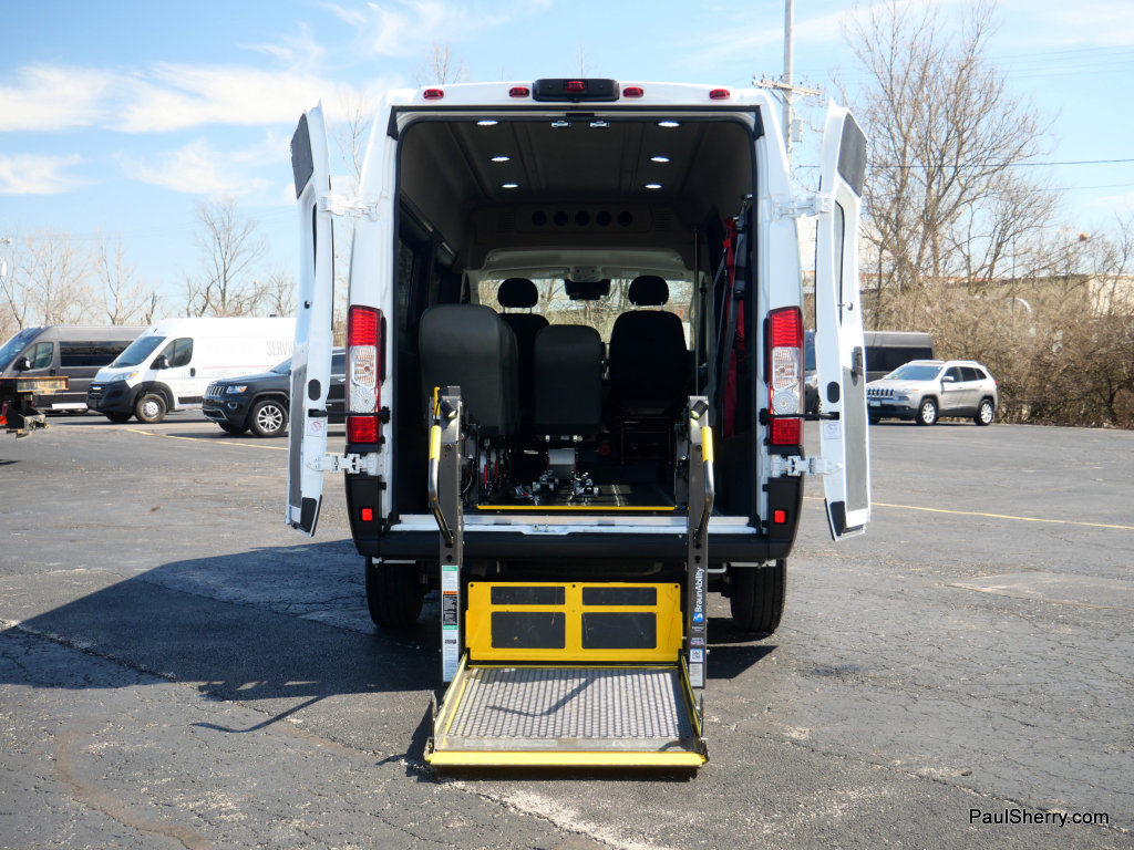 Used 2022 RAM ProMaster 2500 FWD image 8