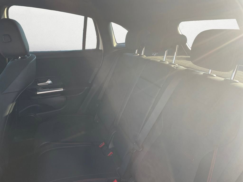 Certified 2022 Mercedes-Benz GLA 35 AMG 4MATIC image 16