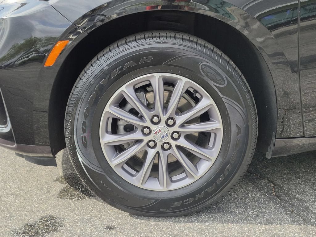 Used 2024 Buick Enclave Essence FWD image 35