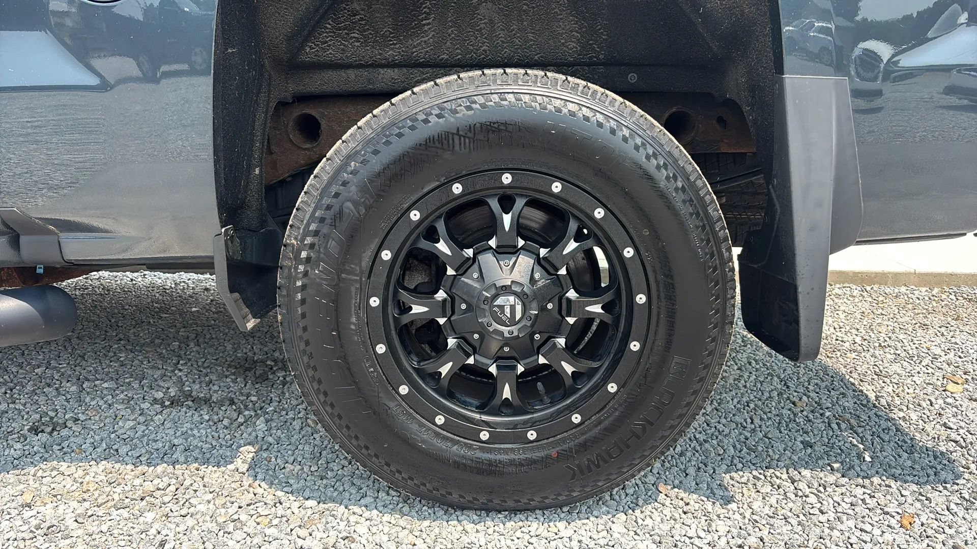 Used 2018 Chevrolet Silverado 1500 LT w/ All Star Edition AWD/4WD image 2