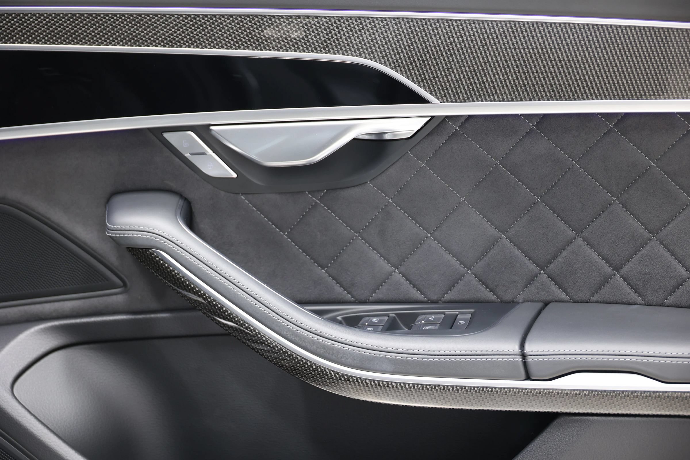 Used 2023 Audi S8 w/ S8 Comfort Plus Package AWD/4WD image 66