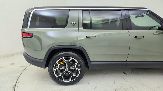 Used 2022 Rivian R1S Launch Edition image 7