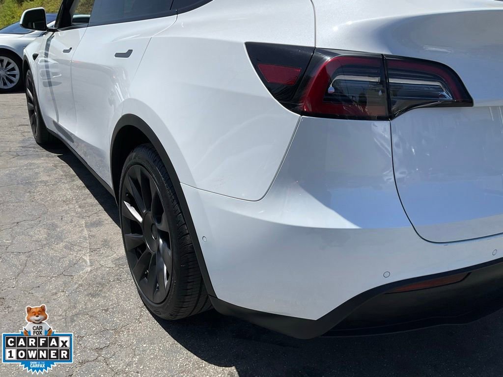 Used 2022 Tesla Model Y Long Range AWD/4WD image 88