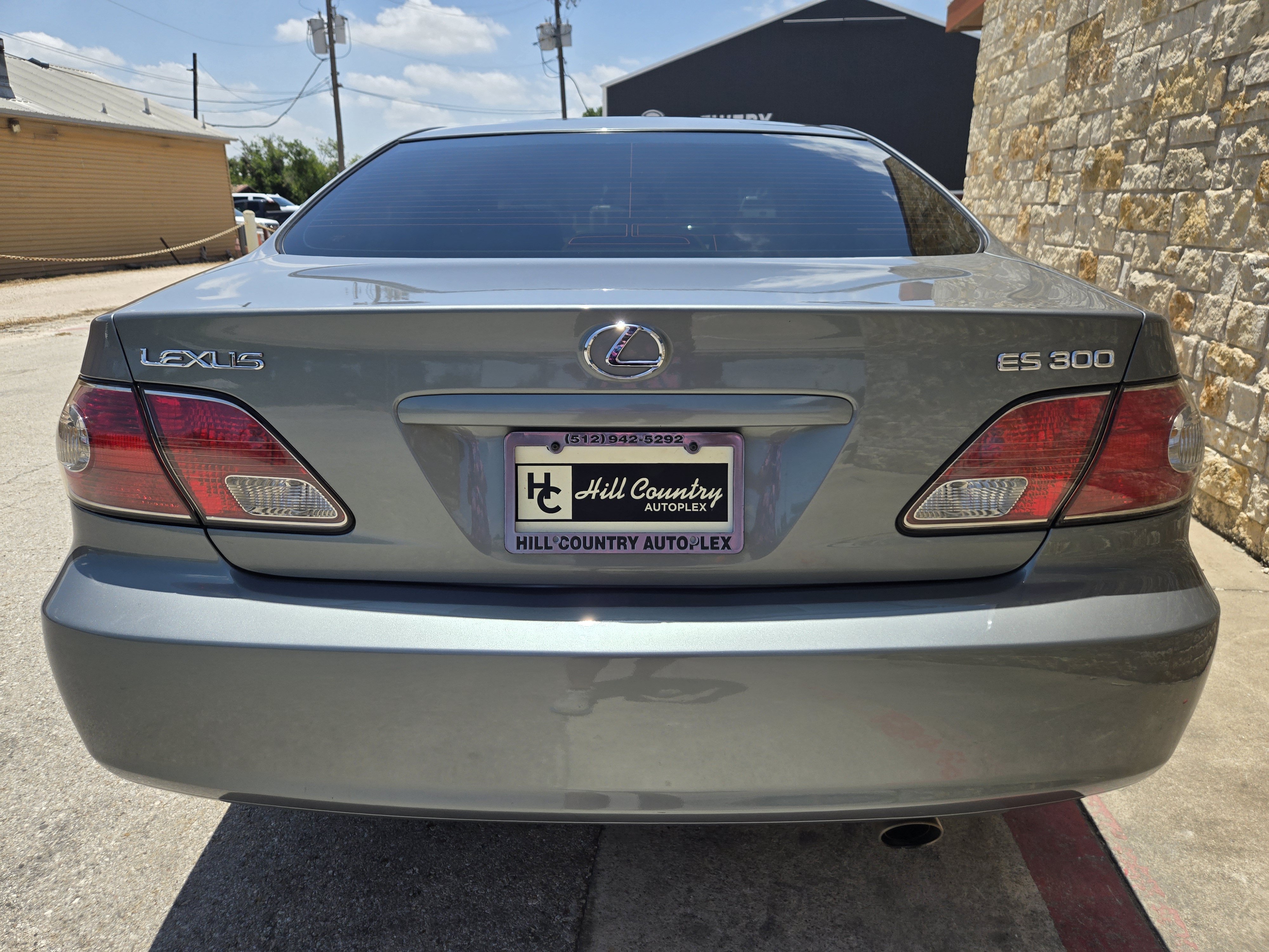 Used 2003 Lexus ES 330 FWD image 16