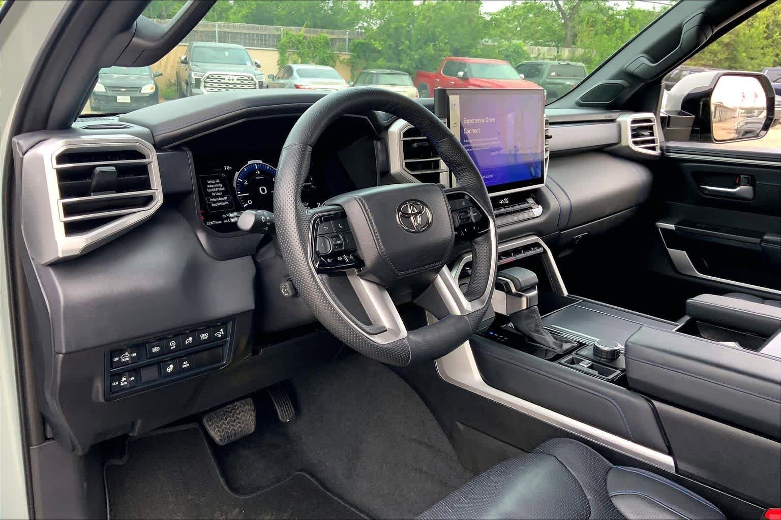 Used 2025 Toyota Tundra Platinum AWD/4WD image 18