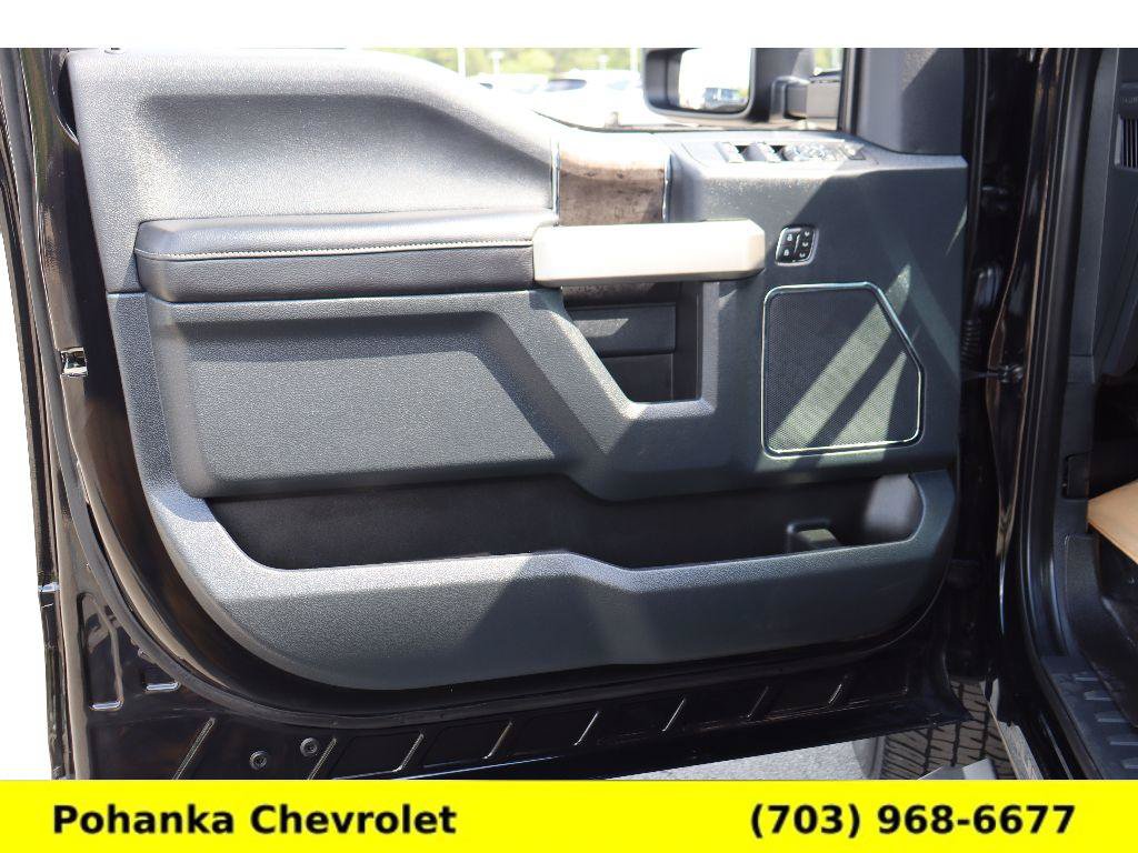 Used 2022 Ford F250 Lariat w/ Black Appearance Package AWD/4WD image 23