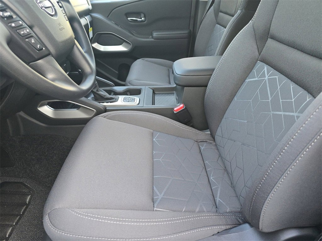 New 2026 Nissan Frontier SV AWD/4WD image 10