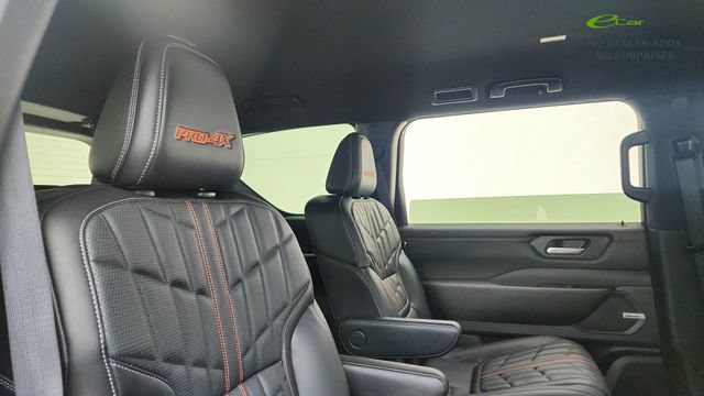 Used 2026 Nissan Armada PRO-4X w/ Captain's Chari Seat Package AWD/4WD image 25