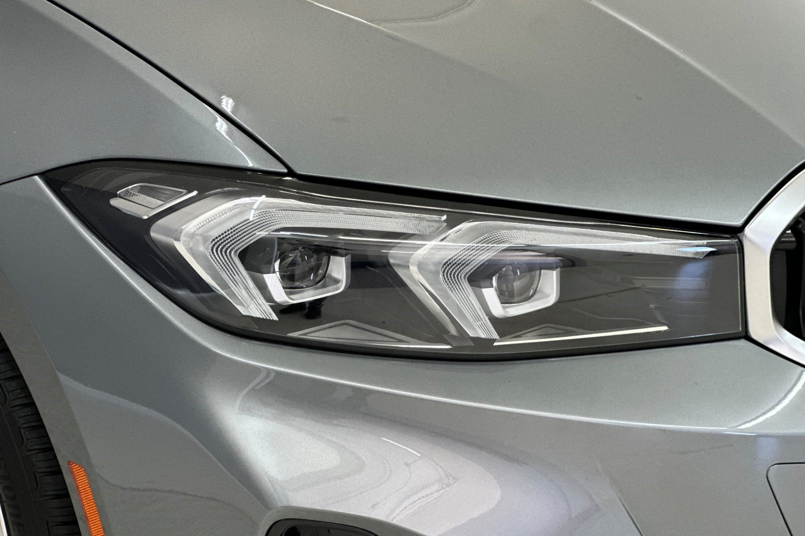 New 2026 BMW 330i Sedan w/ Premium Package RWD image 11