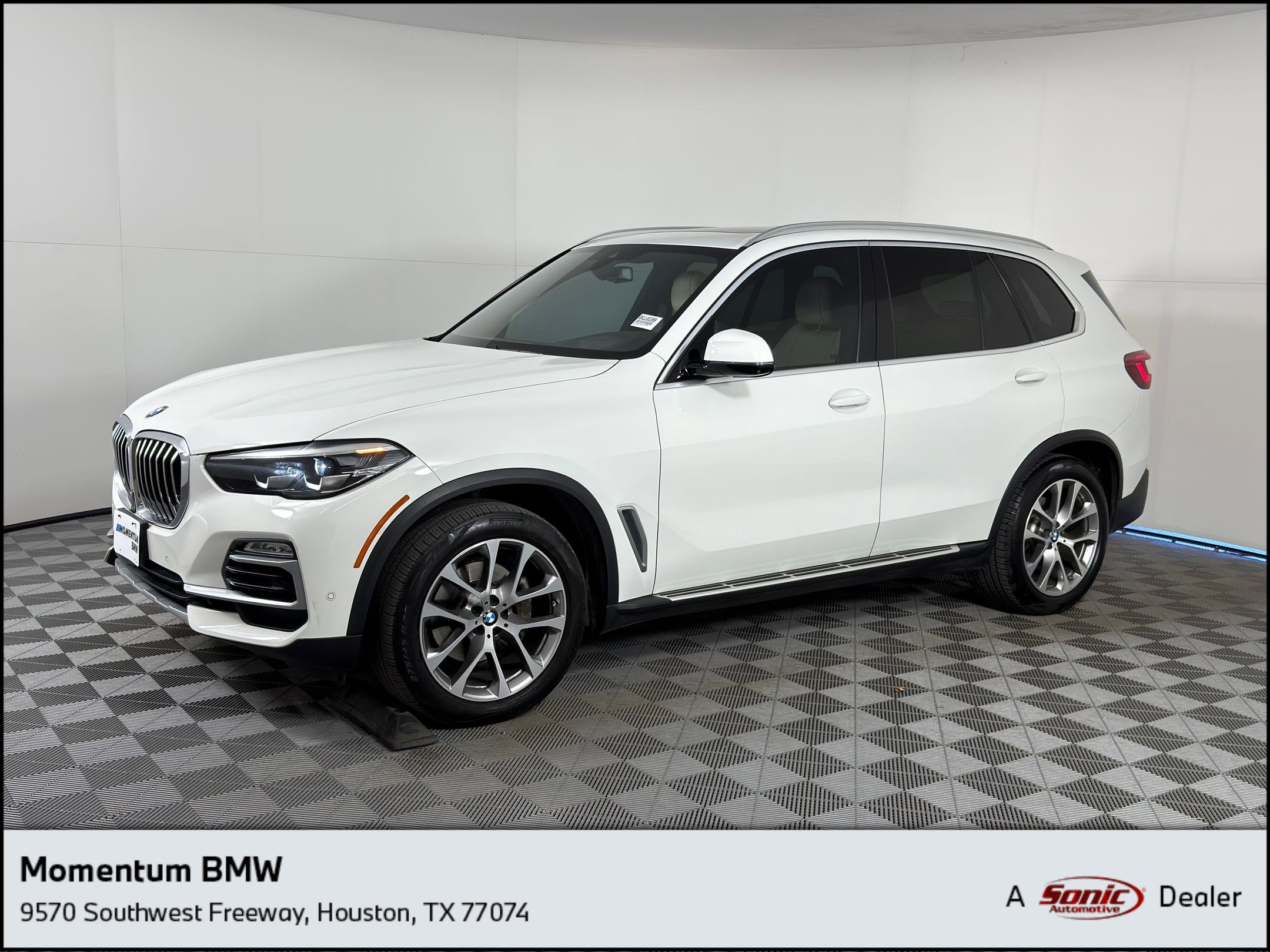 Used 2019 BMW X5 xDrive40i w/ Premium Package 2 image 1