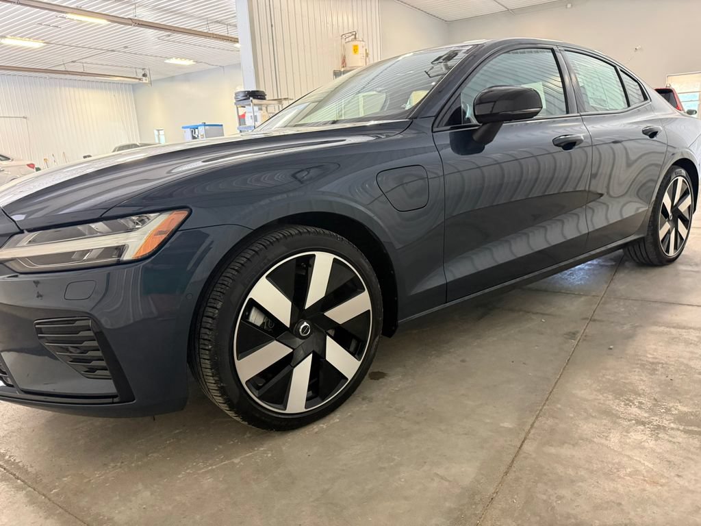 Used 2024 Volvo S60 T8 Plus w/ Climate Package AWD/4WD image 7
