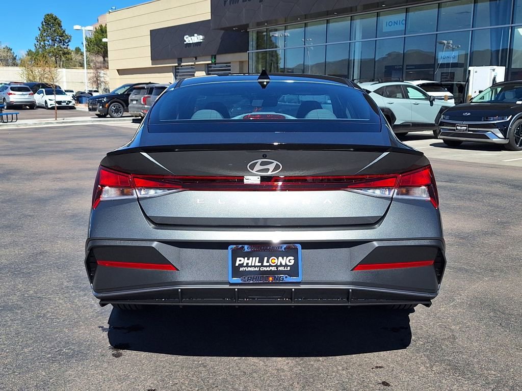 New 2026 Hyundai Elantra Sport image 4