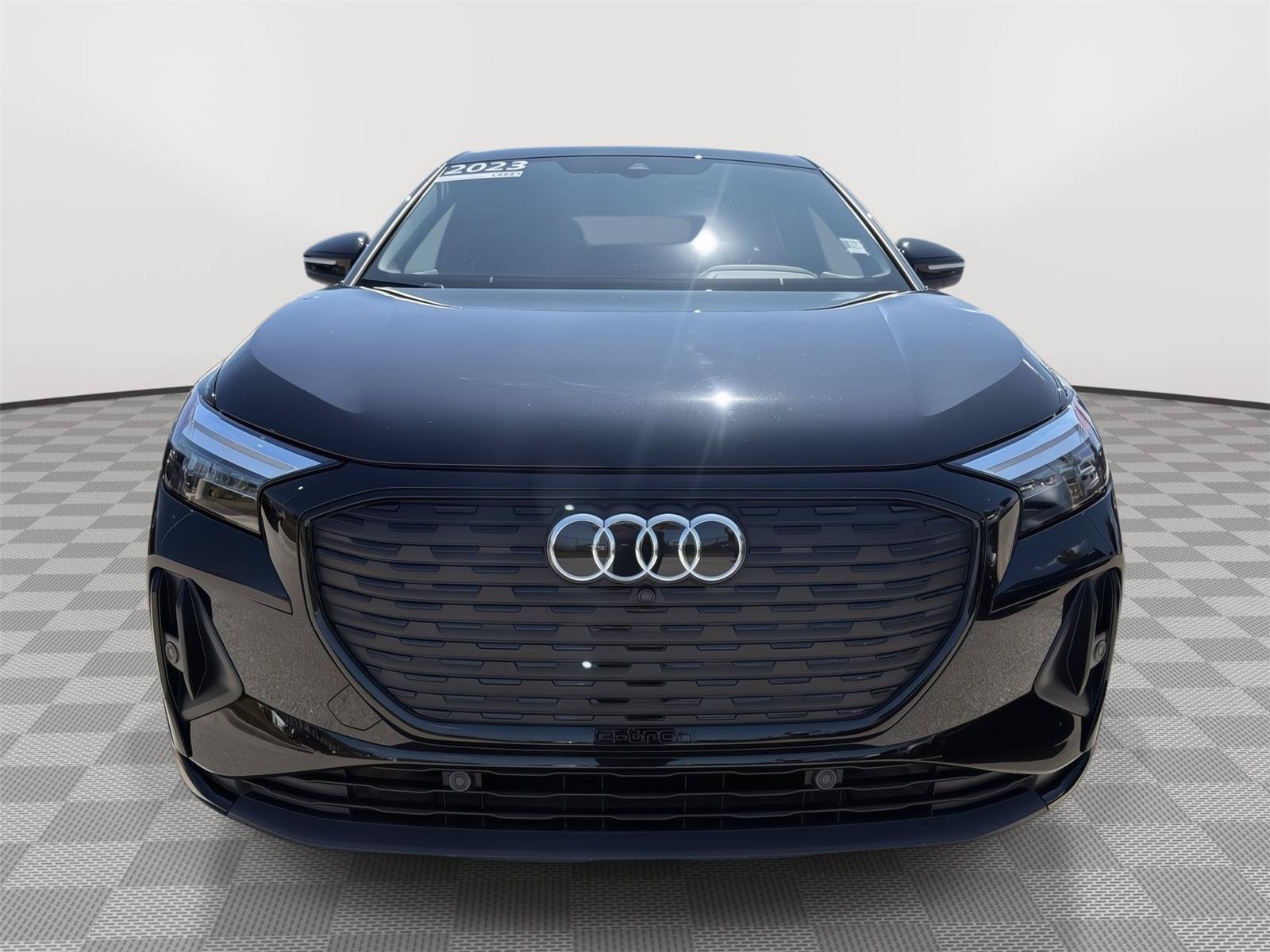 Used 2023 Audi Q4 e-tron Premium Plus w/ Premium Plus AWD/4WD image 8