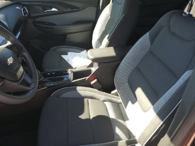 Used 2023 Chevrolet TrailBlazer LT FWD image 17