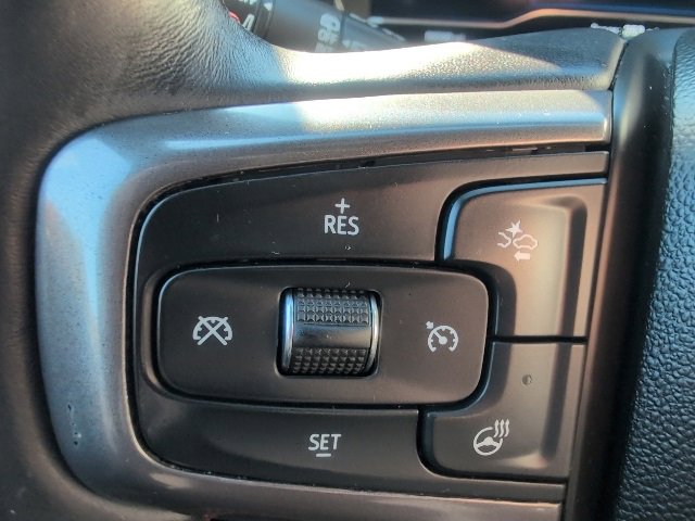 Used 2022 Chevrolet Suburban RST image 25