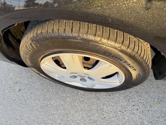 Used 2008 Toyota Corolla S image 40