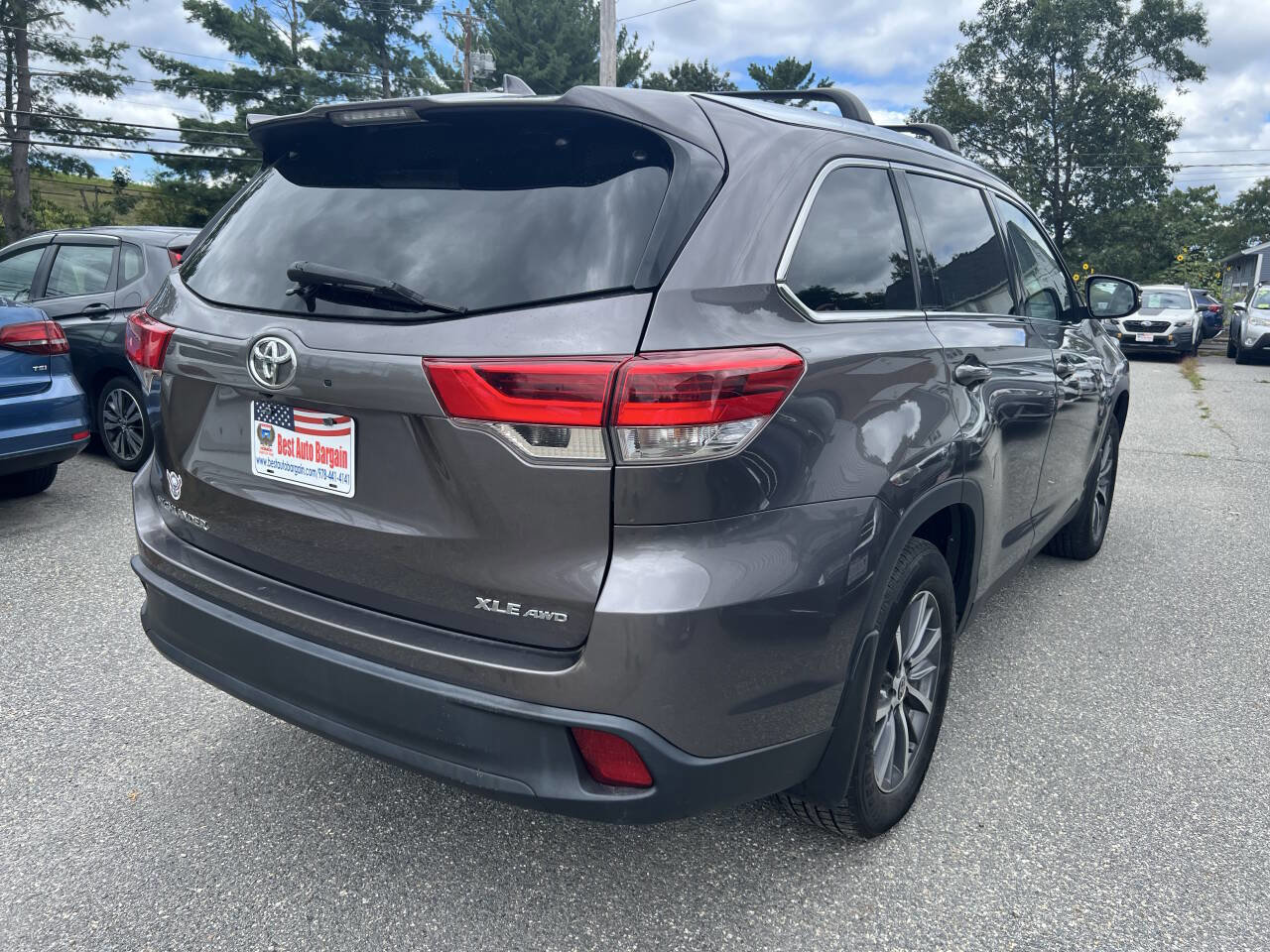 Used 2019 Toyota Highlander XLE image 6