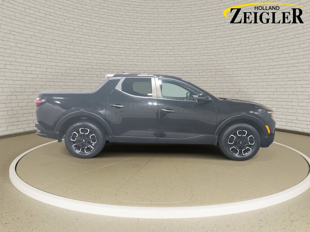 Used 2023 Hyundai Santa Cruz SEL image 4