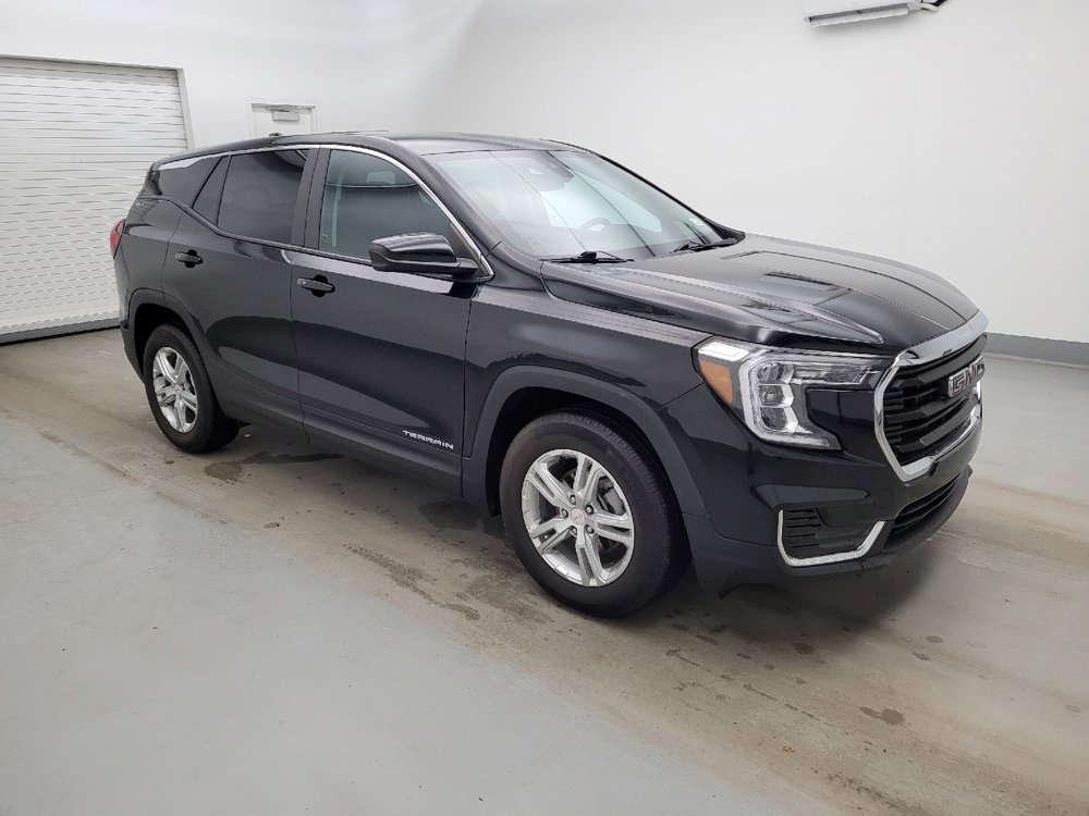 Used 2023 GMC Terrain SLE image 11