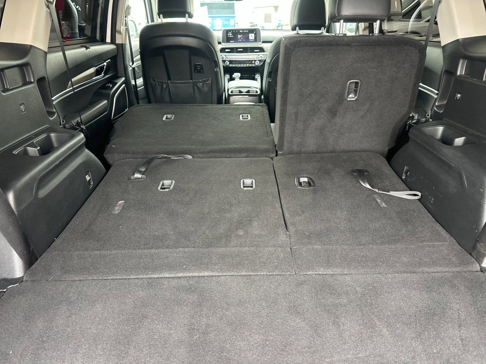 Used 2022 Kia Telluride EX image 16