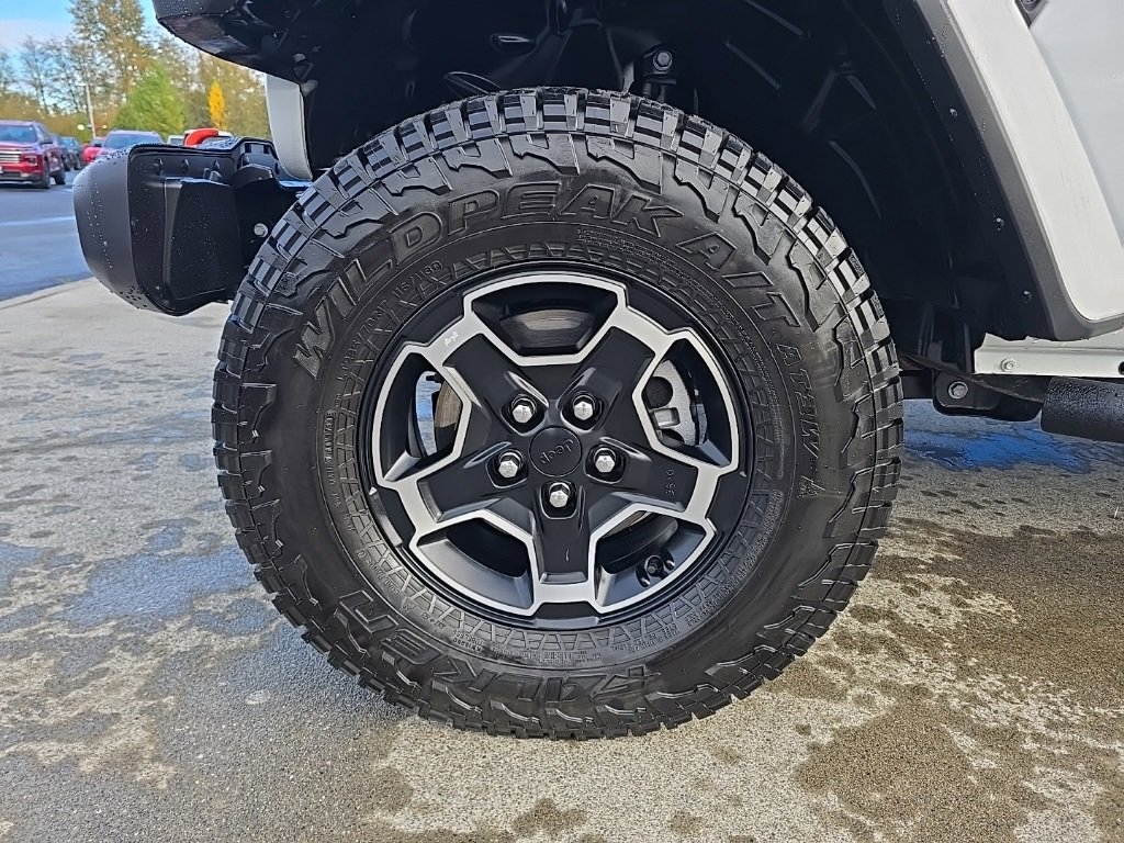 Used 2023 Jeep Gladiator Mojave w/ Trailer Tow Package image 34