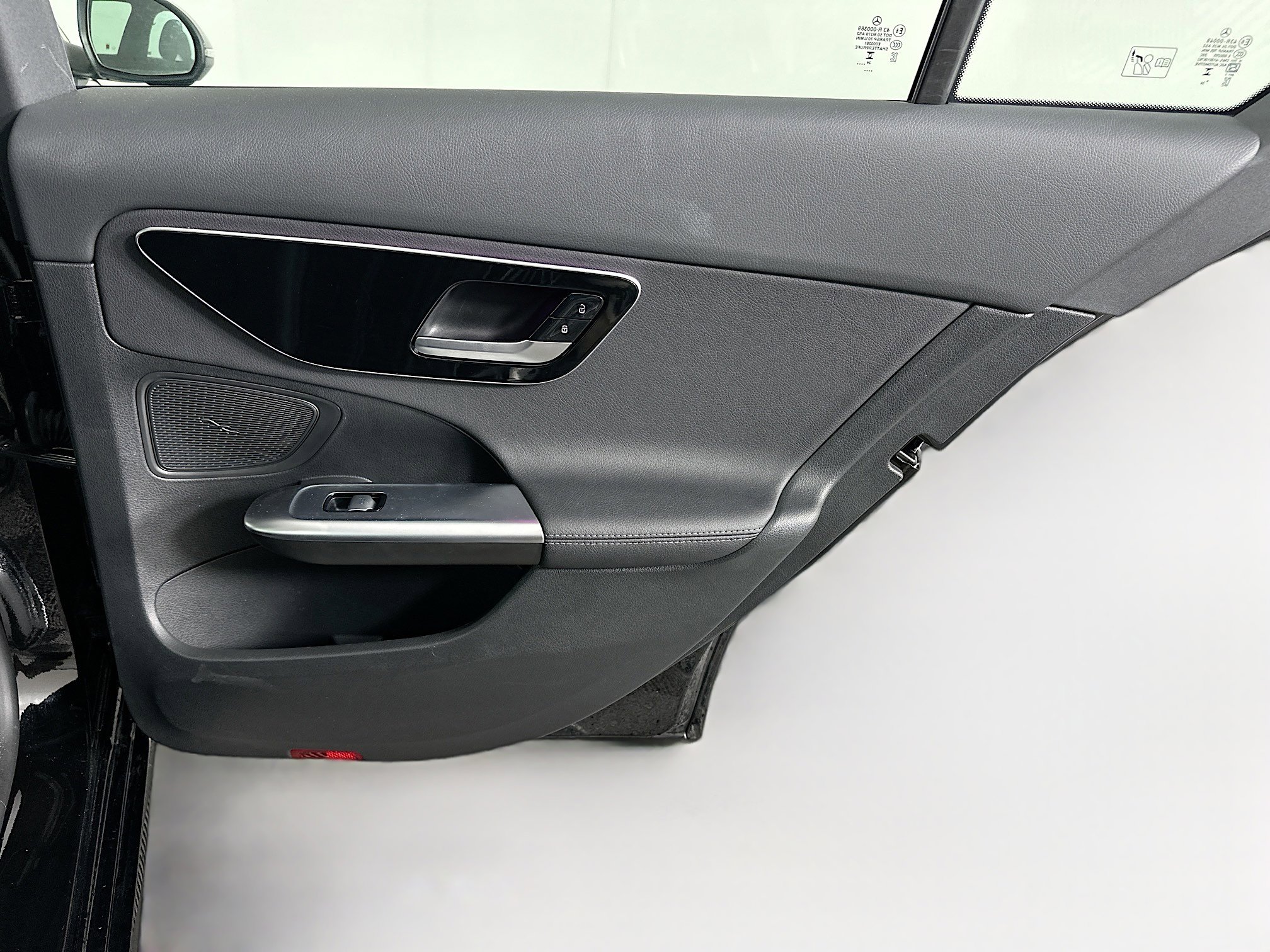 Used 2025 Mercedes-Benz C 300 4MATIC Sedan image 30