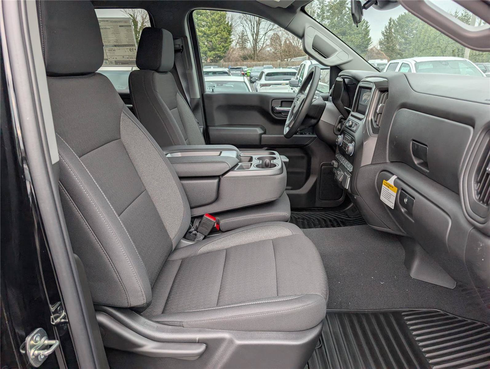 New 2026 Chevrolet Silverado 1500 Custom Trail Boss w/ Turbomax Blackout Package AWD/4WD image 9