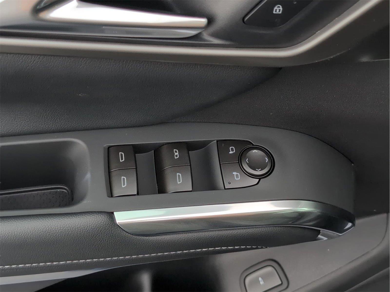 New 2026 Chevrolet Traverse LT w/ Sun and Wheel Package image 28