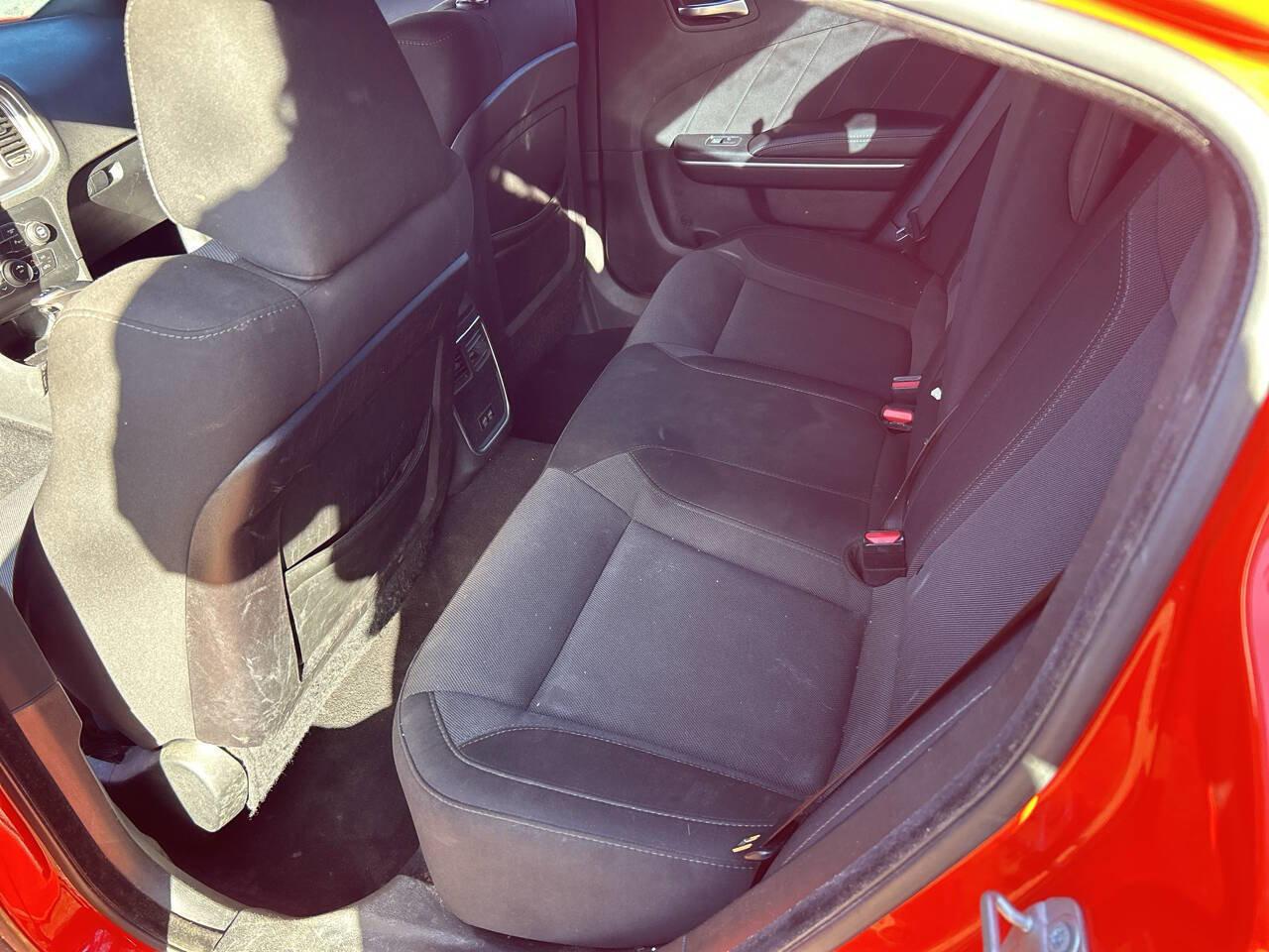 Used 2019 Dodge Charger SXT image 10