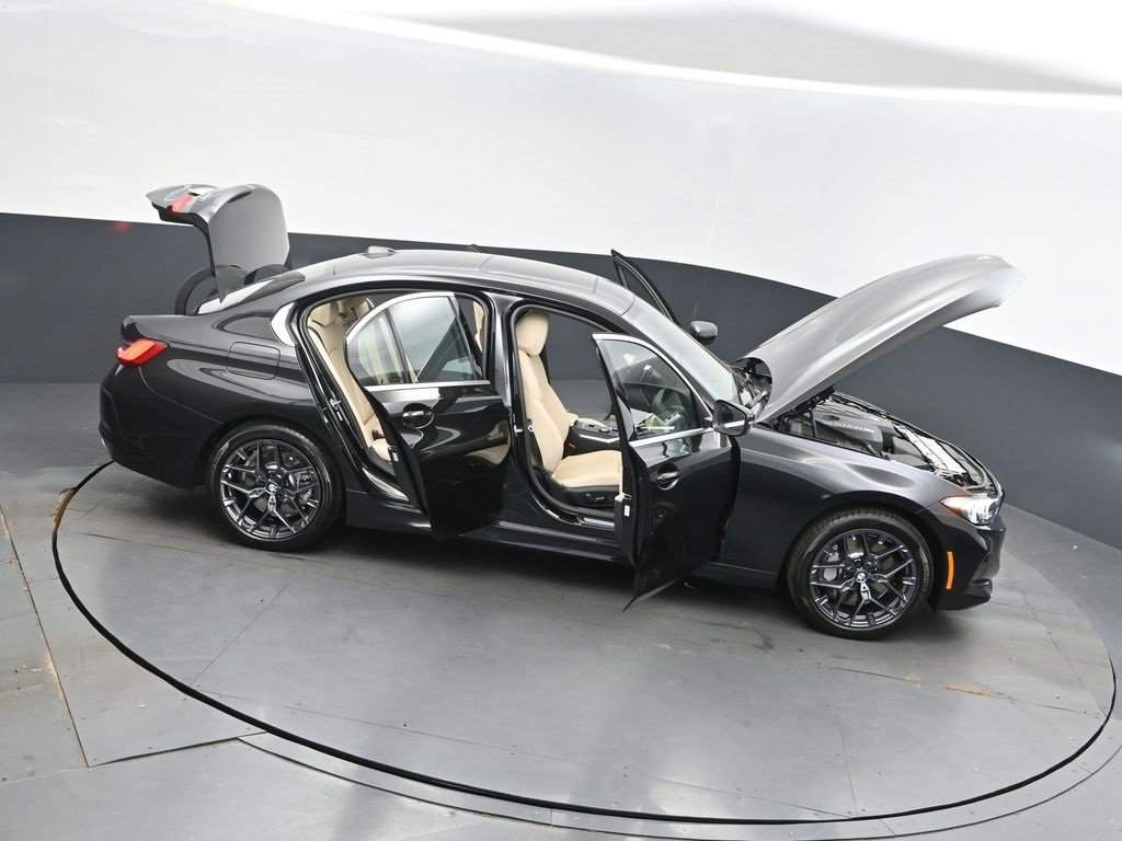 New 2026 BMW 330i Sedan w/ Convenience Package image 31