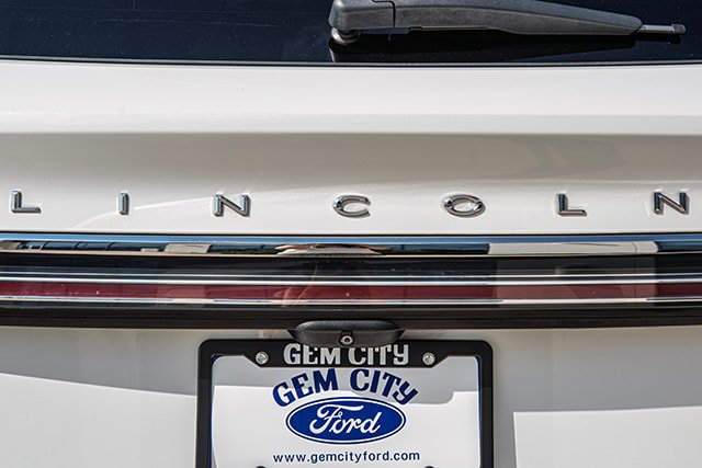 Used 2022 Lincoln Nautilus Reserve w/ Equipment Group 201A AWD/4WD image 18