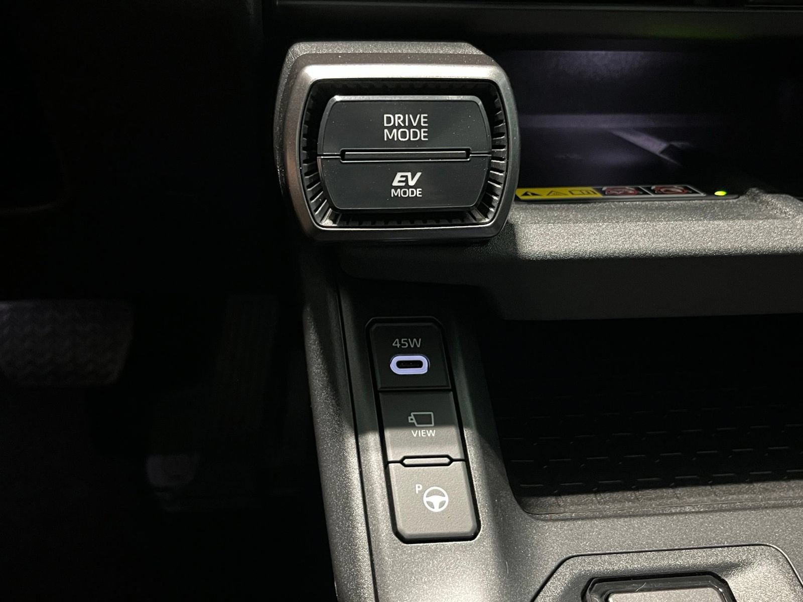 New 2026 Toyota RAV4 Limited AWD/4WD image 27