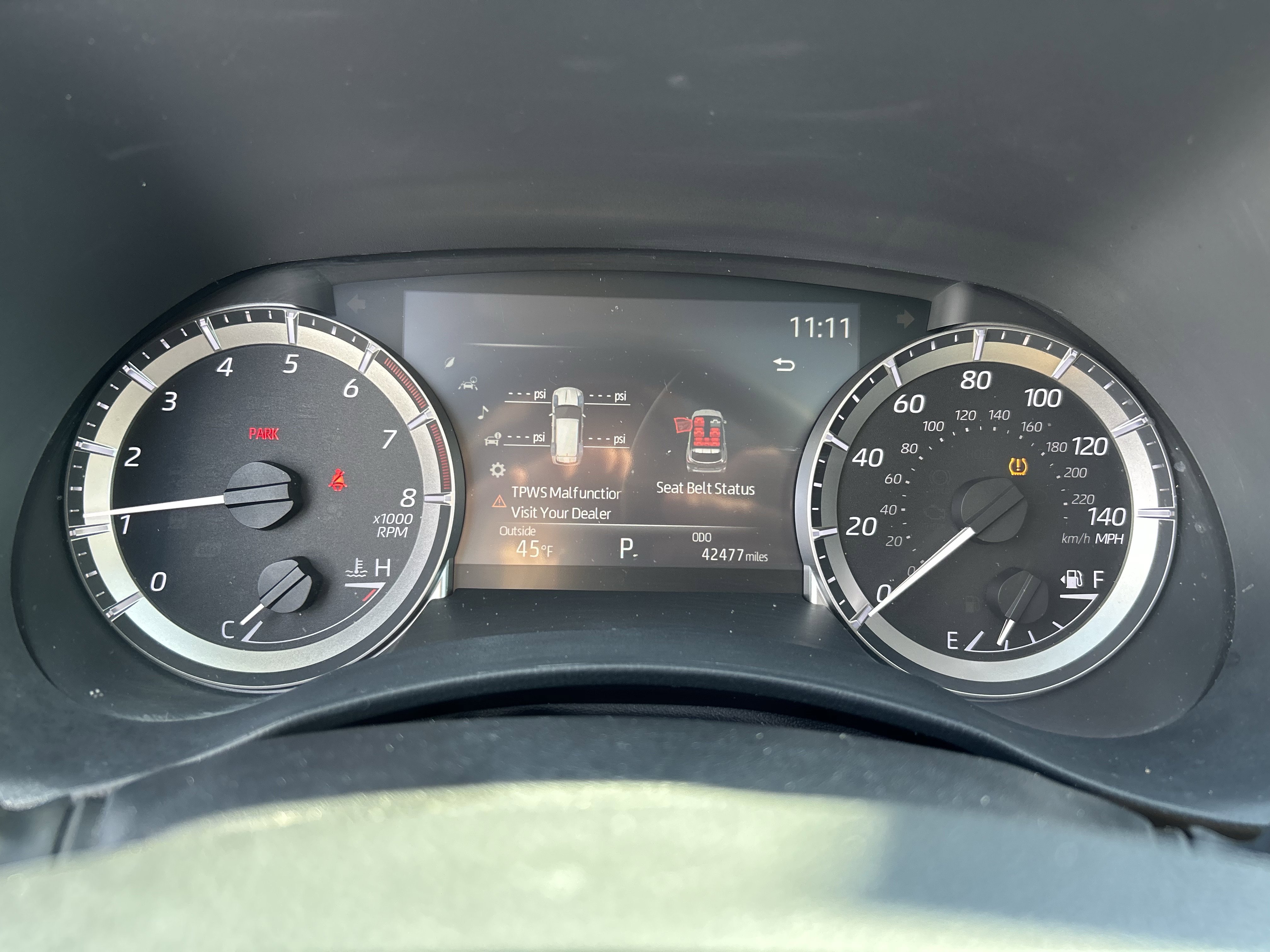 Certified 2023 Toyota Highlander XLE image 24