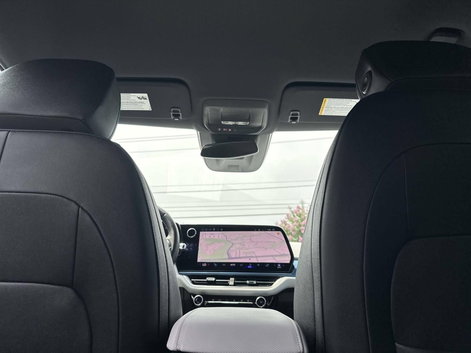 Certified 2024 Chevrolet Equinox EV LT FWD image 8