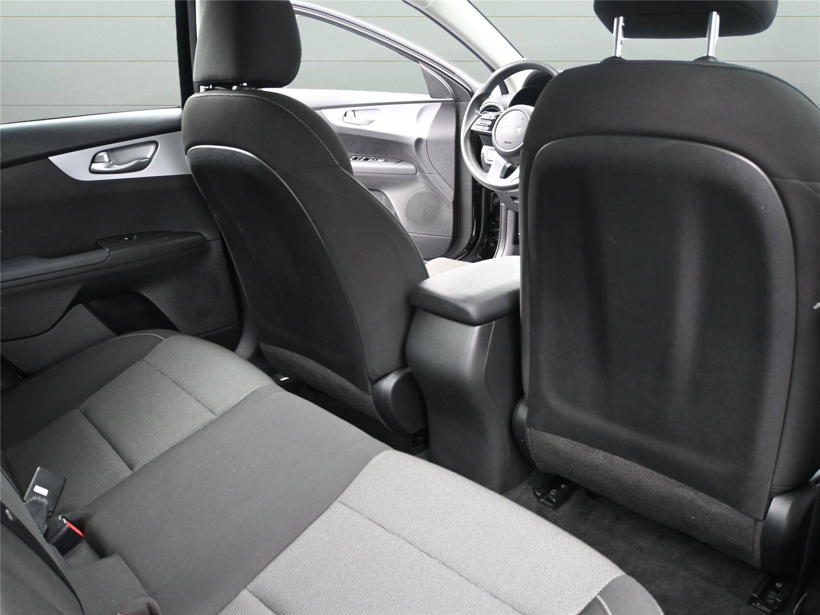 Used 2023 Kia Forte LXS image 14