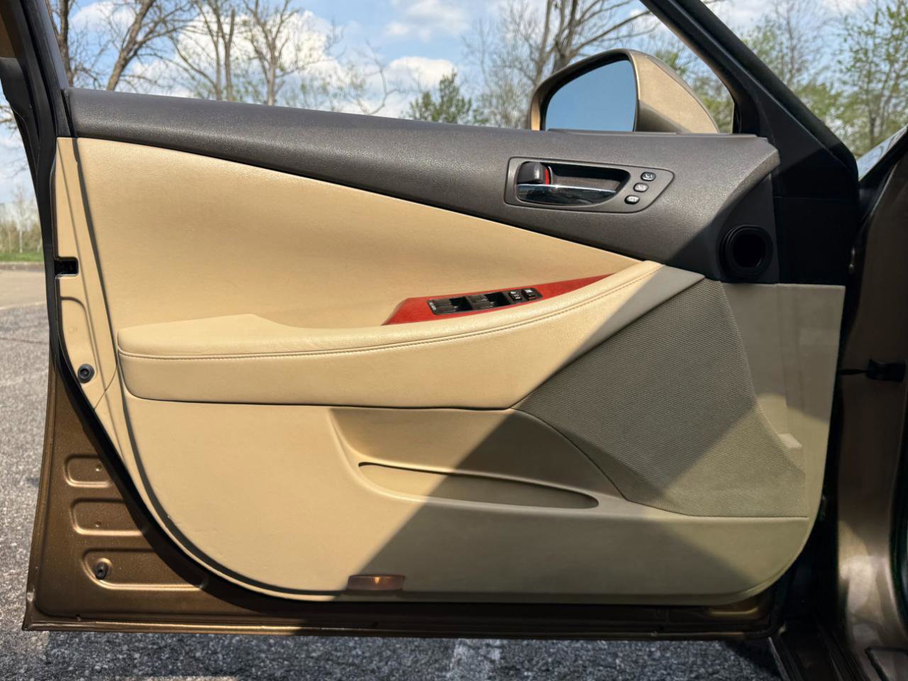 Used 2007 Lexus ES 350 w/ Luxury Pkg & Navigation FWD image 19