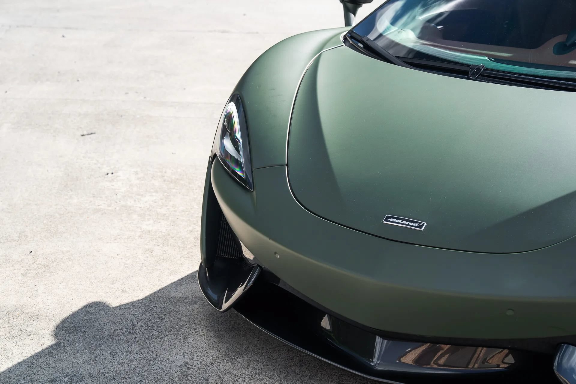 Used 2016 McLaren 570S Coupe RWD image 16