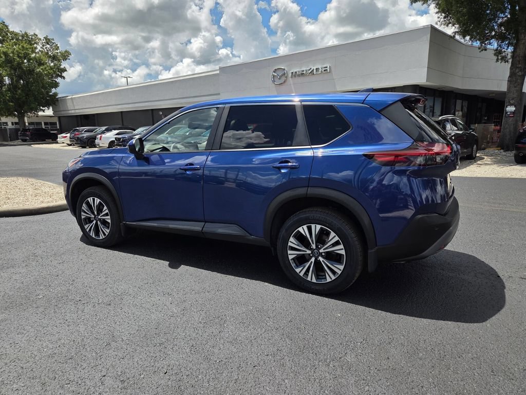 Used 2023 Nissan Rogue SV FWD image 8