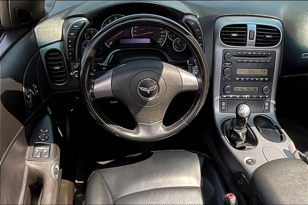 Used 2006 Chevrolet Corvette Convertible w/ Preferred Equipment Group RWD image 8