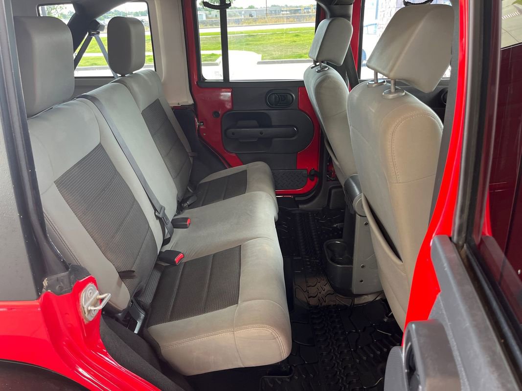 Used 2010 Jeep Wrangler Unlimited Sport image 16