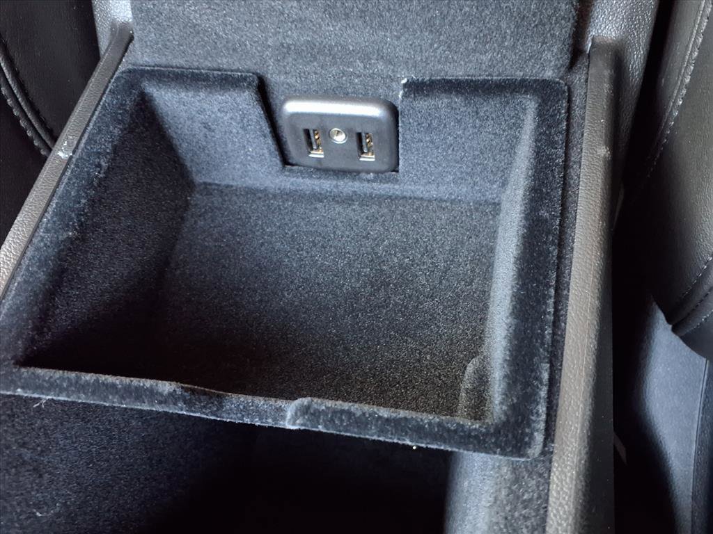 Used 2019 Cadillac XT5 Premium Luxury w/ Driver Assist Package image 13