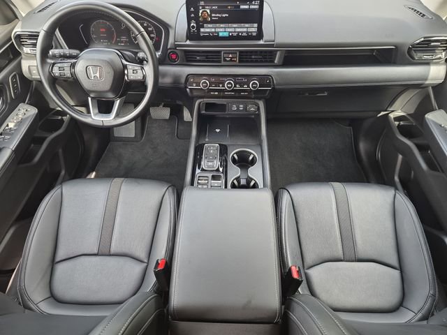 Used 2025 Honda Pilot Touring image 24