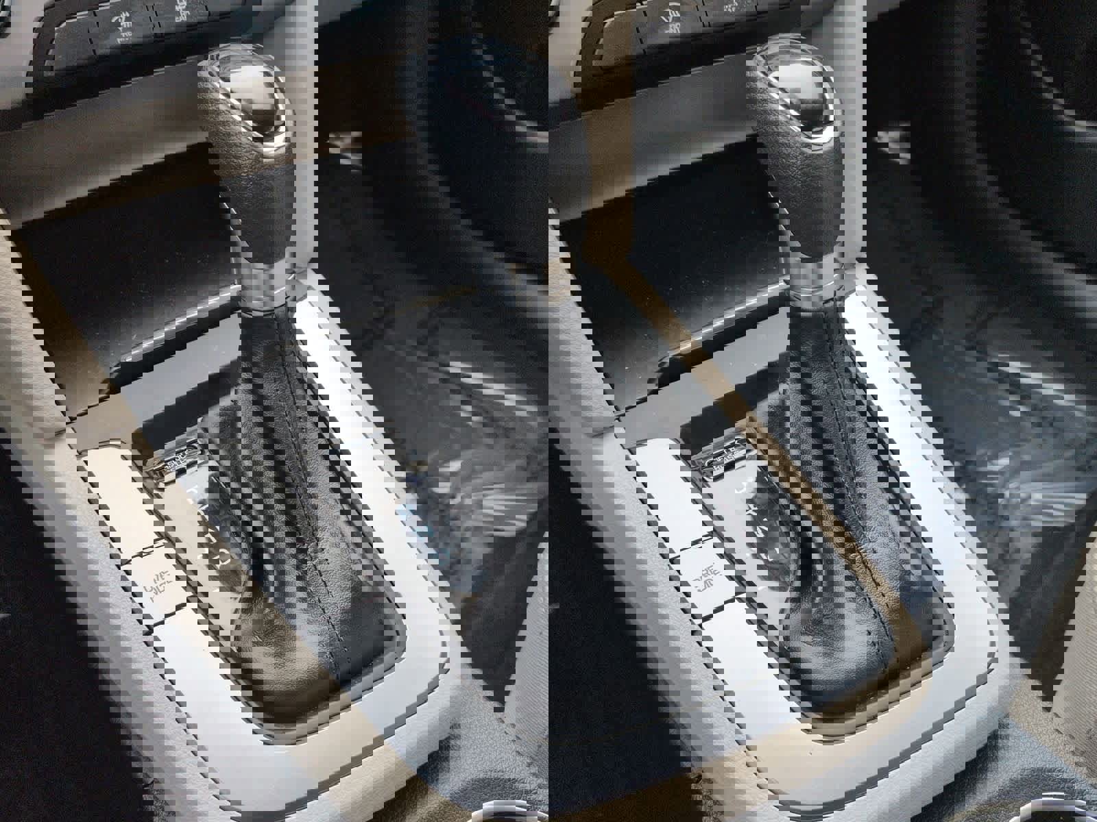 Used 2018 Hyundai Elantra SE image 31