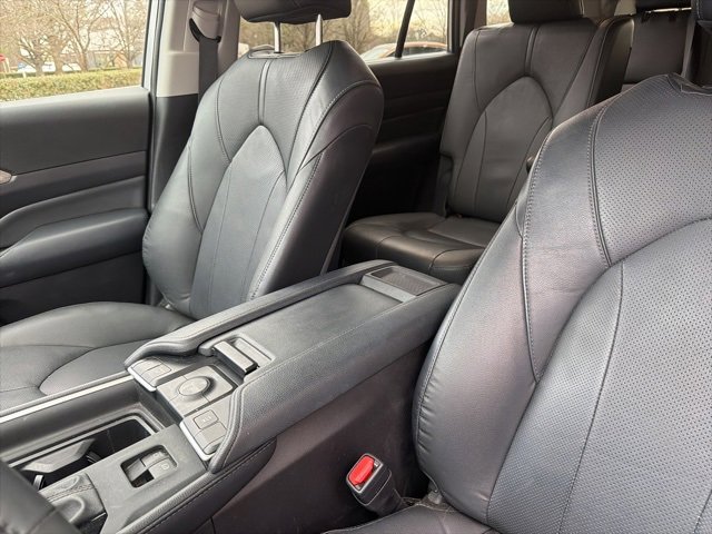 Used 2024 Toyota Grand Highlander Limited image 19