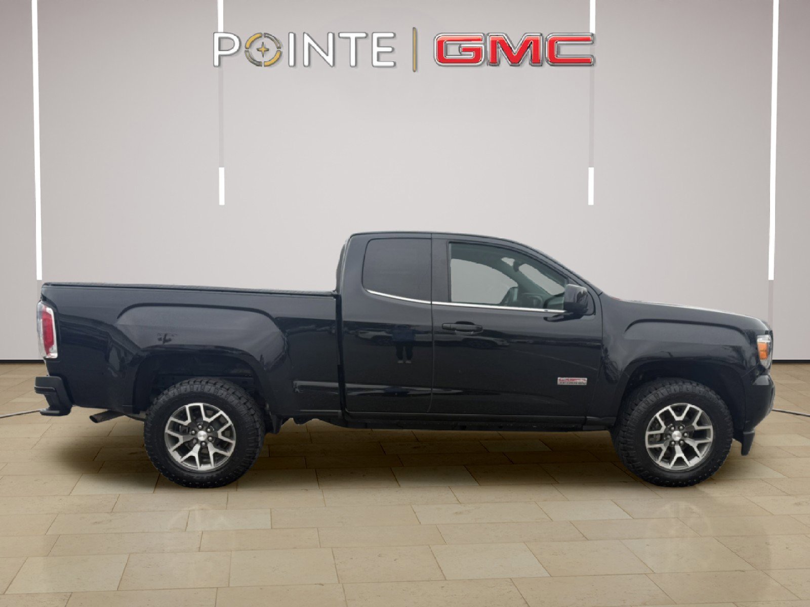Used 2017 GMC Canyon SLE w/ All Terrain X Package image 2