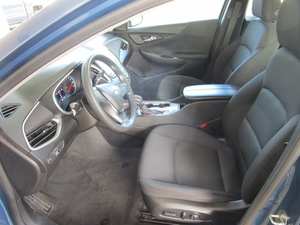 Used 2024 Chevrolet Malibu LT FWD image 19