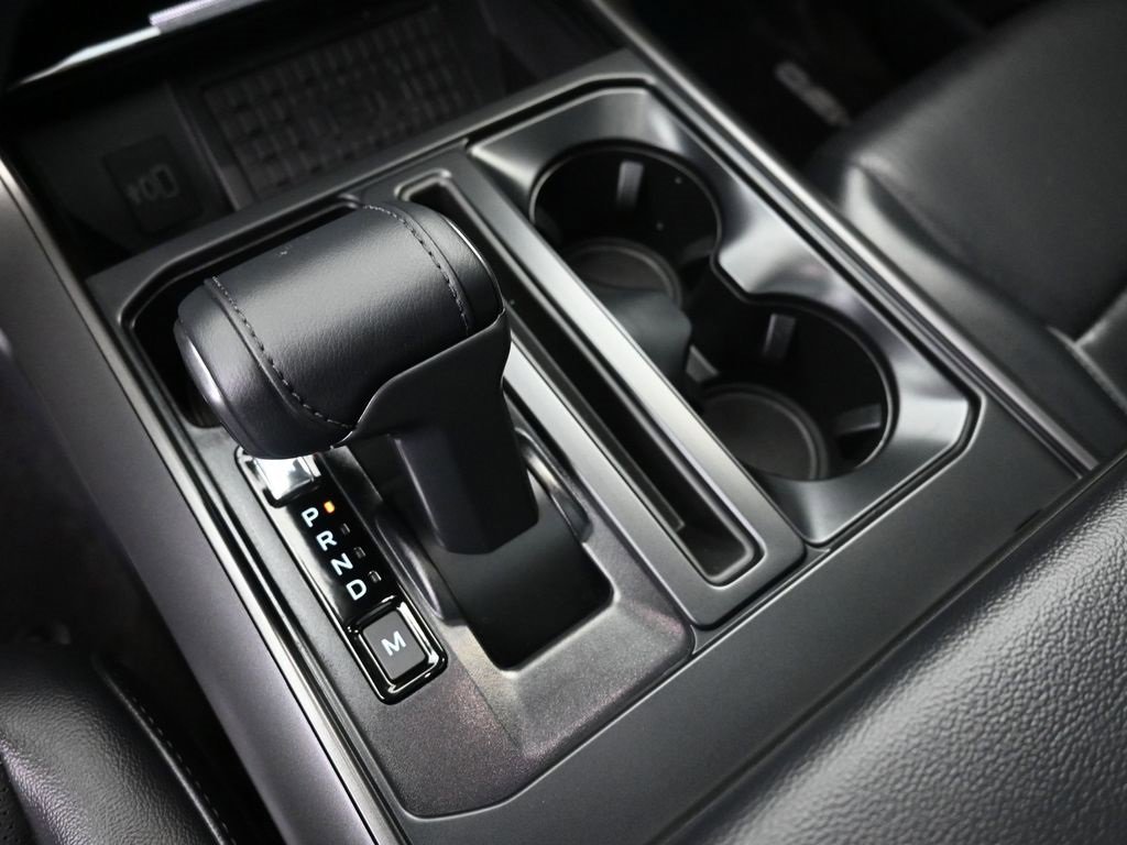 Certified 2025 Ford F150 Lariat w/ Equipment Group 502A High image 33