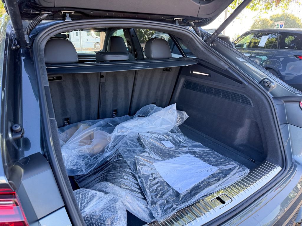 New 2026 Audi RS Q8 performance image 28